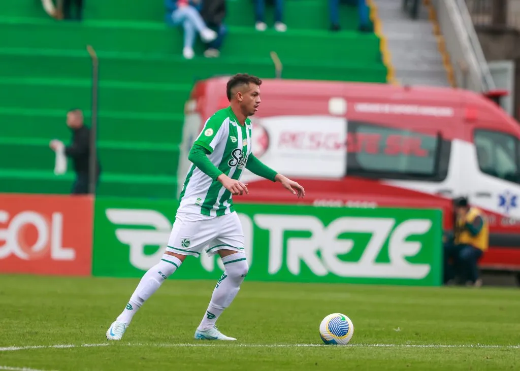 Zé Marcos jogador do Juventude durante partida contra o Fluminense (Foto: Luiz Erbes/AGIF)
