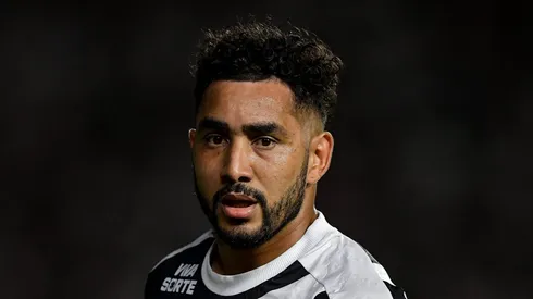 Payet foi titular contra o São Paulo.