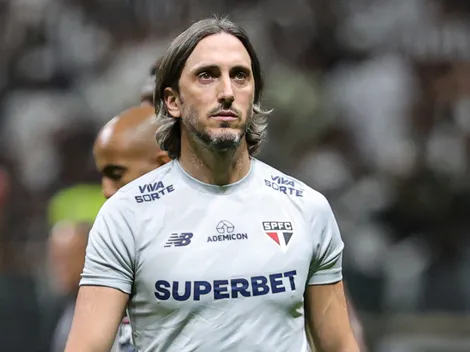 São Paulo é informado de posicionamento do elenco sobre demissão de Zubeldía