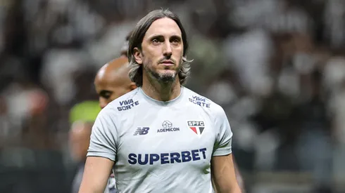 Luis Zubeldía técnico do São Paulo durante partida contra o Atlético-MG no estádio Arena MRV pelo campeonato Copa Do Brasil 2024. Foto: Gilson Lobo/AGIF