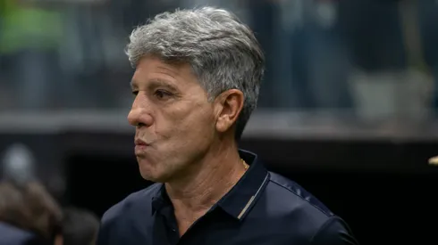 Renato Portaluppi, técnico do Grêmio, durante partida contra o Atletico-MG, pelo Campeonato Brasileiro.