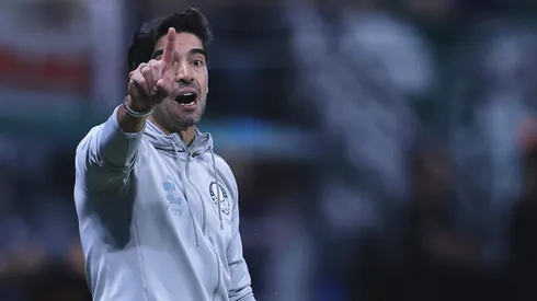 Abel Ferreira, técnico do Palmeiras, pediu a contratação do volante Christian, do Athletico.