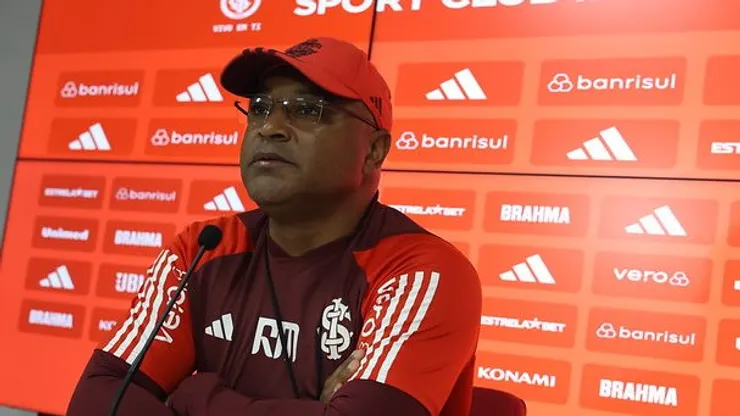 Roger Machado, treinador do Internacional em coletiva sobre o Gre-Nal. Foto Ricardo Duarte/Internacional