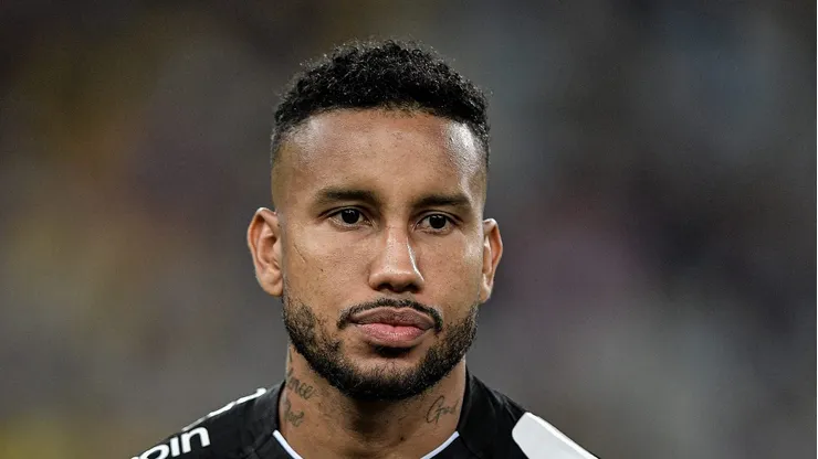 Jair tem nova data para voltar no Vasco.