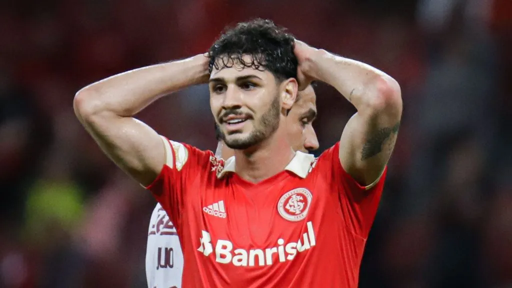 Johnny, ex-volante do Internacional