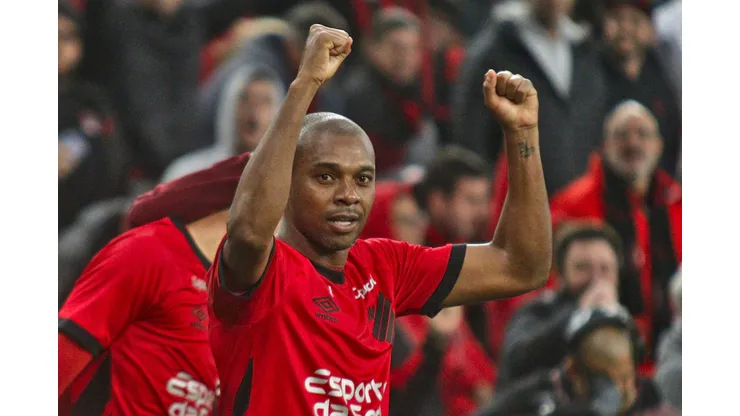 Fernandinho jogador do Athlético-PR