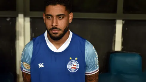 Matheus Bahia durante confronto contra o Vasco no Brasileirão 2023.