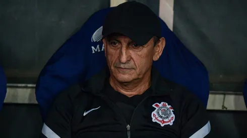 Ramón Díaz durante confronto contra o Flamengo na partida de ida da semifinal da Copa do Brasil 2024.