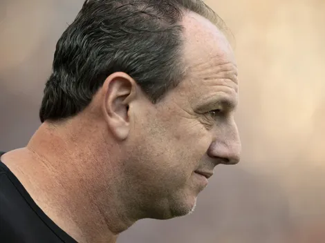 Notícia sobre Ceni bomba no Bahia