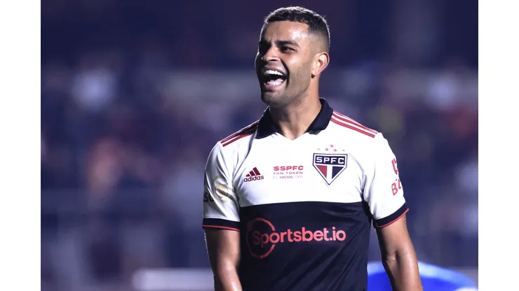 Alisson jogando pelo São Paulo