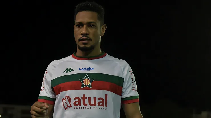 Hernane Brocador jogador do Portuguesa durante partida contra o Cuiabá no estádio Luso Brasileiro pelo campeonato Copa Do Brasil 2024.