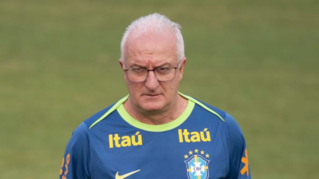 Dorival repercutiu no Botafogo - Foto: Anderson Romao/AGIF