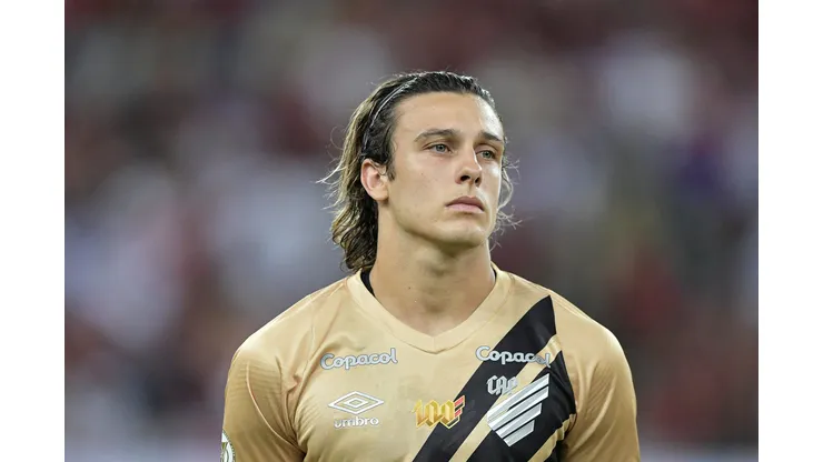 Canobbio durante confronto contra o Flamengo no Brasileirão 2024.