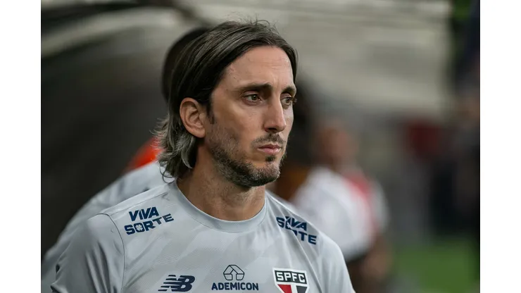 Zubeldía durante confronto contra o Cruzeiro no Brasileirão 2024.