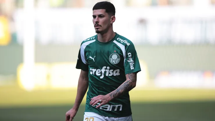 Rômulo jogador do Palmeiras durante aquecimento antes da partida contra o Sao Paulo no estadio Arena Allianz Parque pelo campeonato Brasileiro A 2024.