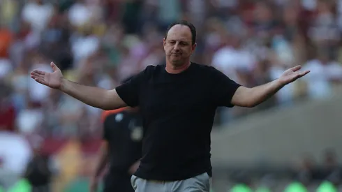 RIO DE JANEIRO, BRAZIL – AUGUST 4: Rogerio Ceni coach of Bahia reacts during the match between Fluminense and Bahia as part of Brasileirao 2024 at Maracana Stadium on August 4, 2024 in Rio de Janeiro, Brazil. (Photo by Wagner Meier/Getty Images)