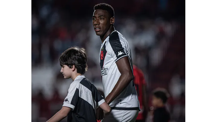 Leo Pele jogador do Vasco durante partida contra o Atletico-GO no estadio Antonio Accioly pelo campeonato Copa Do Brasil 2024.