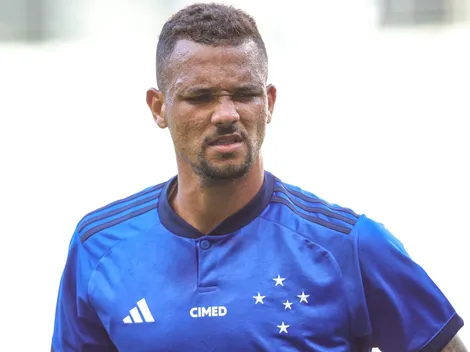 Zé Ivaldo sofre ação da torcida do Cruzeiro