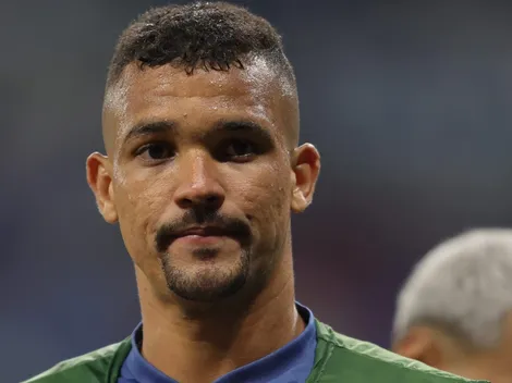 Athletico-PR recebe notícia complicada envolvendo Zé Ivaldo