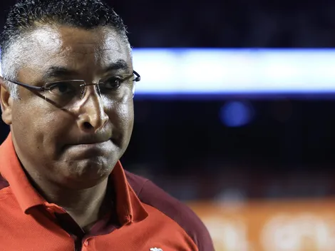 Internacional muda esquema para 'beneficiar' atacante