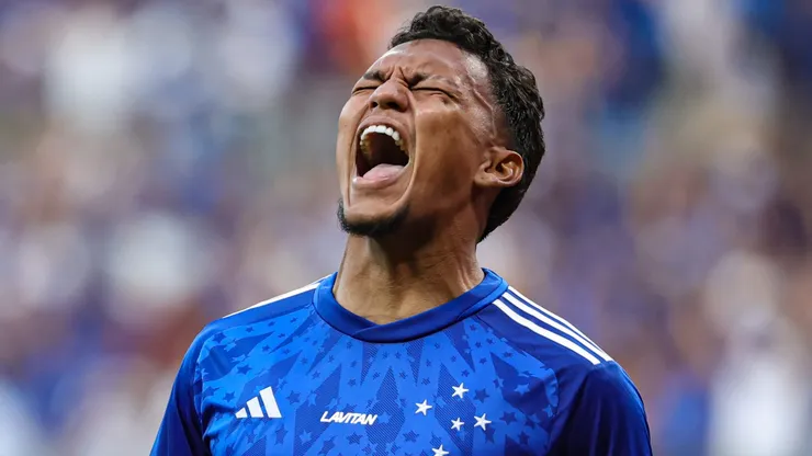 Gabriel Veron jogador do Cruzeiro comemora seu gol durante partida contra o Corinthians no estadio Mineirao pelo campeonato Brasileiro A 2024.