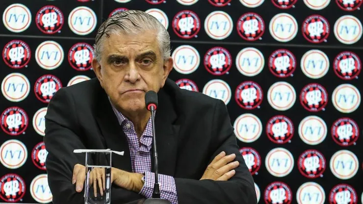 Athletico-PR fica sem patrocínio master