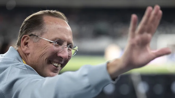 John Textor, dono da SAF do Botafogo, antes da partida contra o Sao Paulo, pela Copa Libertadores.
