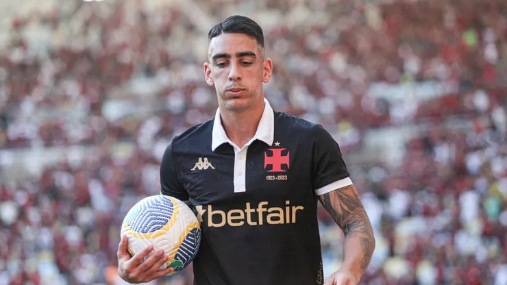 Puma Rodriguez jogador do Vasco durante partida contra o Flamengo no estadio Maracana pelo campeonato Brasileiro A 2024.