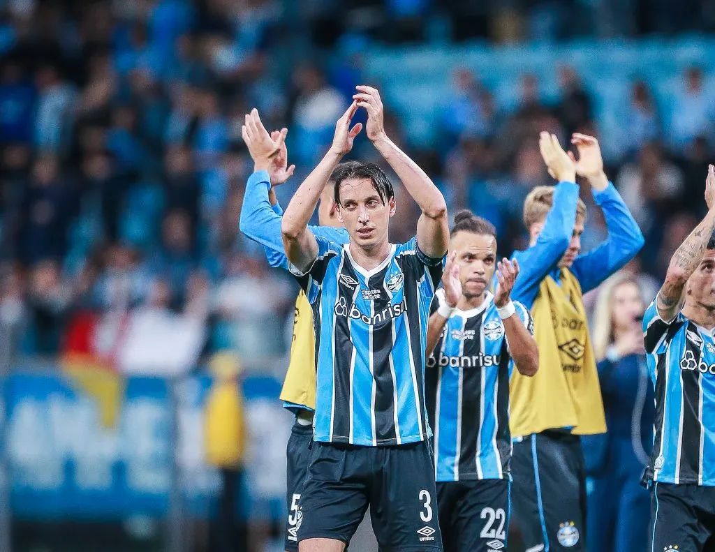Geromel durante partida contra o Fortaleza no Campeonato Brasileiro A 2024. Foto: Giancarlo Santorum/AGIF