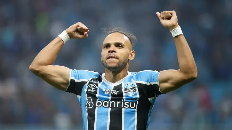 Braithwaite jogador do Gremio comemora seu gol durante partida contra o Juventude no estadio Arena do Gremio pelo campeonato Brasileiro A 2024.