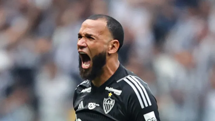 Everson interessa ao Bahia.