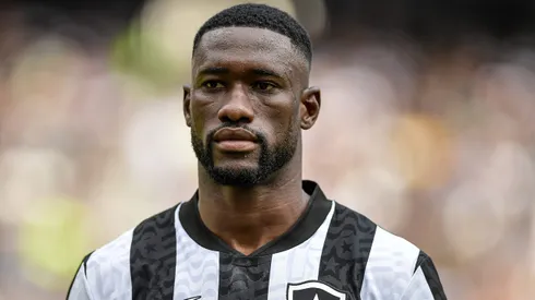 Bastos jogador do Botafogo durante partida contra o Sampaio Correa no estadio Engenhao pelo campeonato Carioca 2024.