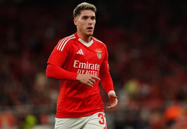 Benjamín Rollheiser jogador do Benfica –  (Photo by Gualter Fatia/Getty Images)