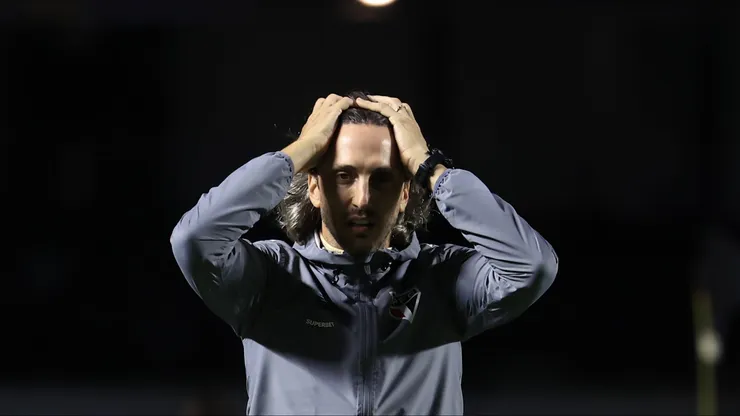 Luis Zubeldía, técnico do São Paulo, durante partida contra o Atletico-MG, pelo Brasileirão Betano.