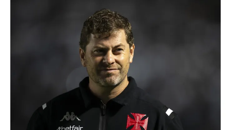 Rafael Paiva treinando o Vasco em 2024