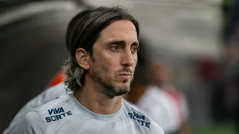 Luis Zubeldia técnico do São Paulo durante partida contra o Cruzeiro no estadio Mineirao pelo campeonato Brasileiro A 2024.