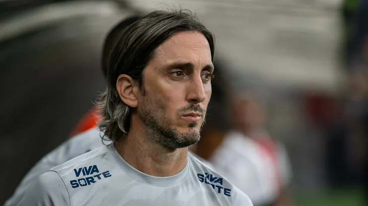 Luis Zubeldia técnico do São Paulo durante partida contra o Cruzeiro no estadio Mineirao pelo campeonato Brasileiro A 2024.