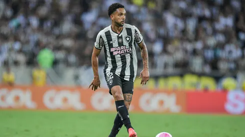 Vitinho jogador do Botafogo durante partida contra o Criciuma no estadio Maracana pelo campeonato Brasileiro A 2024.
