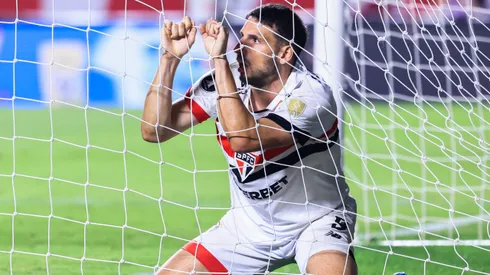 Calleri, jogador do São Paulo, durante partida contra o Botafogo, pela Copa Libertadores de 2024.