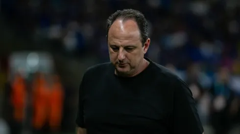 Rogério Ceni, técnico do Bahia, durante partida contra o Cruzeiro, pelo Brasileirão Betano.