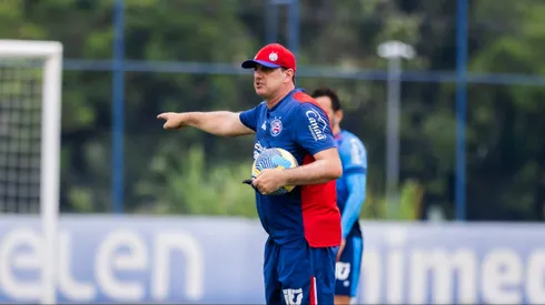 Bahia avisa Ceni de última hora e pode vender lateral em 2025 (Imagem: Letícia Martins/EC Bahia)