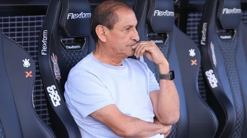 Ramón Díaz durante confronto contra o Juventude no Brasileirão 2024.