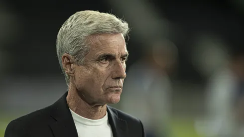 Luís Castro, técnico especulado no Grêmio