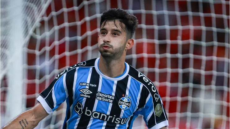 Villasanti foi especulado em possível troca no Grêmio.