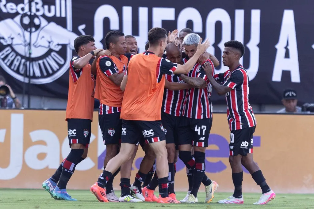 Temporada do São Paulo foi criticada – Foto: Diogo Reis/AGIF