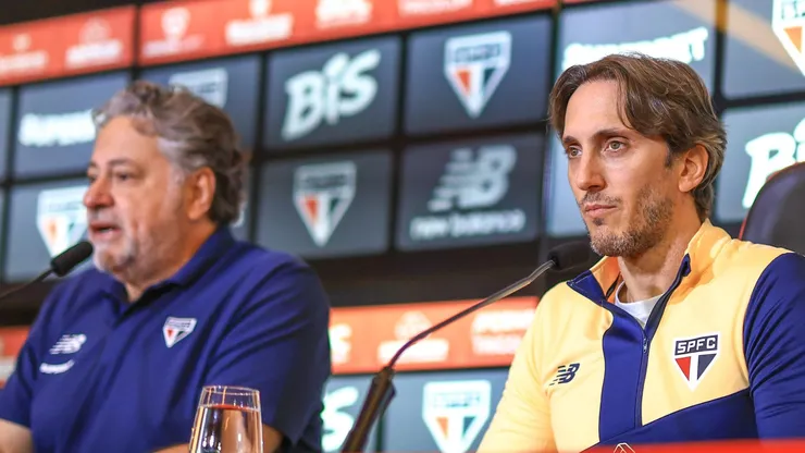 Julio Casares e Zubeldía, presidente e treinador do São Paulo respectivamente