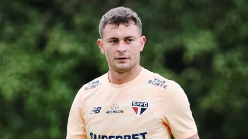 Santiago Longo nos treinamentos pelo São Paulo - Foto: Reprodução/SPFC