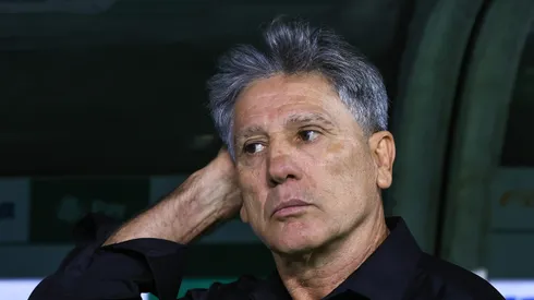 Renato Portaluppi, técnico do Grêmio, durante partida contra o Palmeiras (Foto: Marcello Zambrana/AGIF)