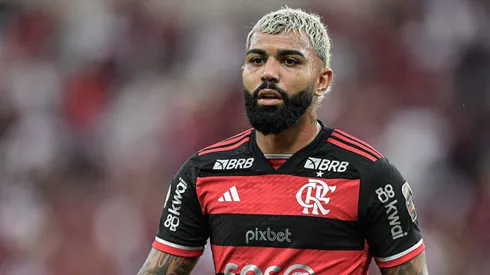 Gabigol, jogador do Flamengo, durante partida contra o Corinthians (Foto: Thiago Ribeiro/AGIF)
