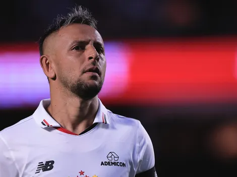 Chegada de lateral no São Paulo ganha novidade após renovação com Rafinha